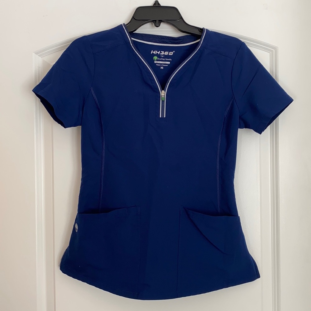 Scrub top